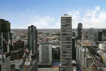 Melbourne Fully Self Contained Modern 1 Bed Apartment 4505A