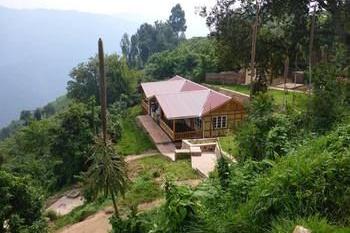 Nkuringo Bwindi Gorilla Lodge