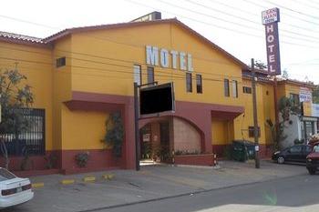 Hotel San Juan Inn