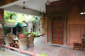 OYO Rooms Heritage Villa Sector 40 Noida